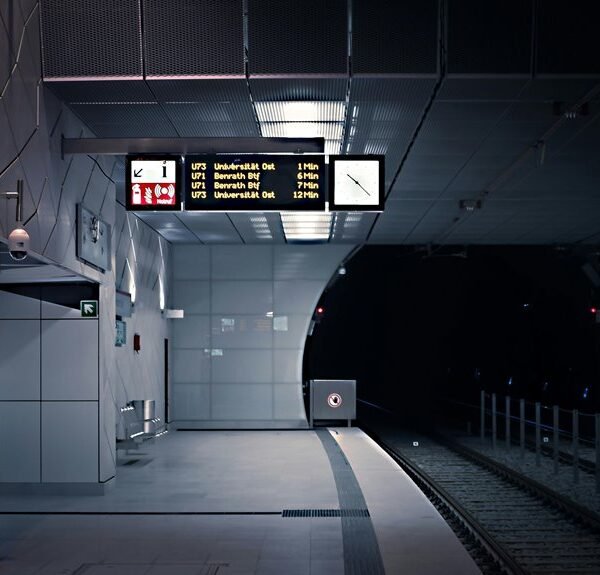 Innovative Web Platform 5017080082 Cloud Hub